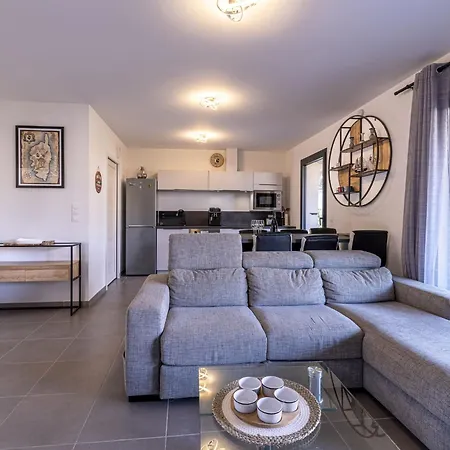 Апартаменты Foce Dell Edera-2 By Interhome Бонифачо